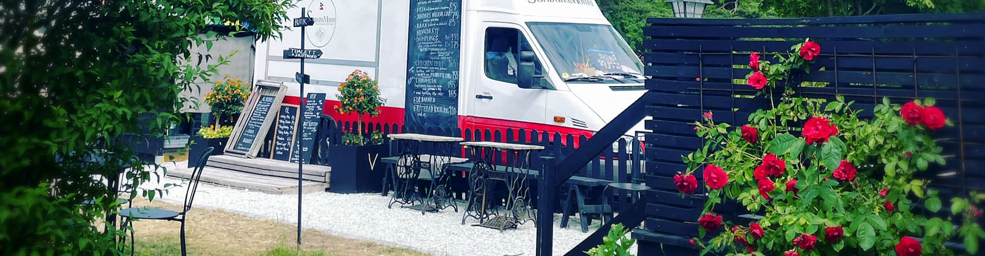 Sundars MOMO Foodtruck Vibble